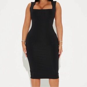 Fashion Nova Black Square-Neck Midi Bodycon Dress